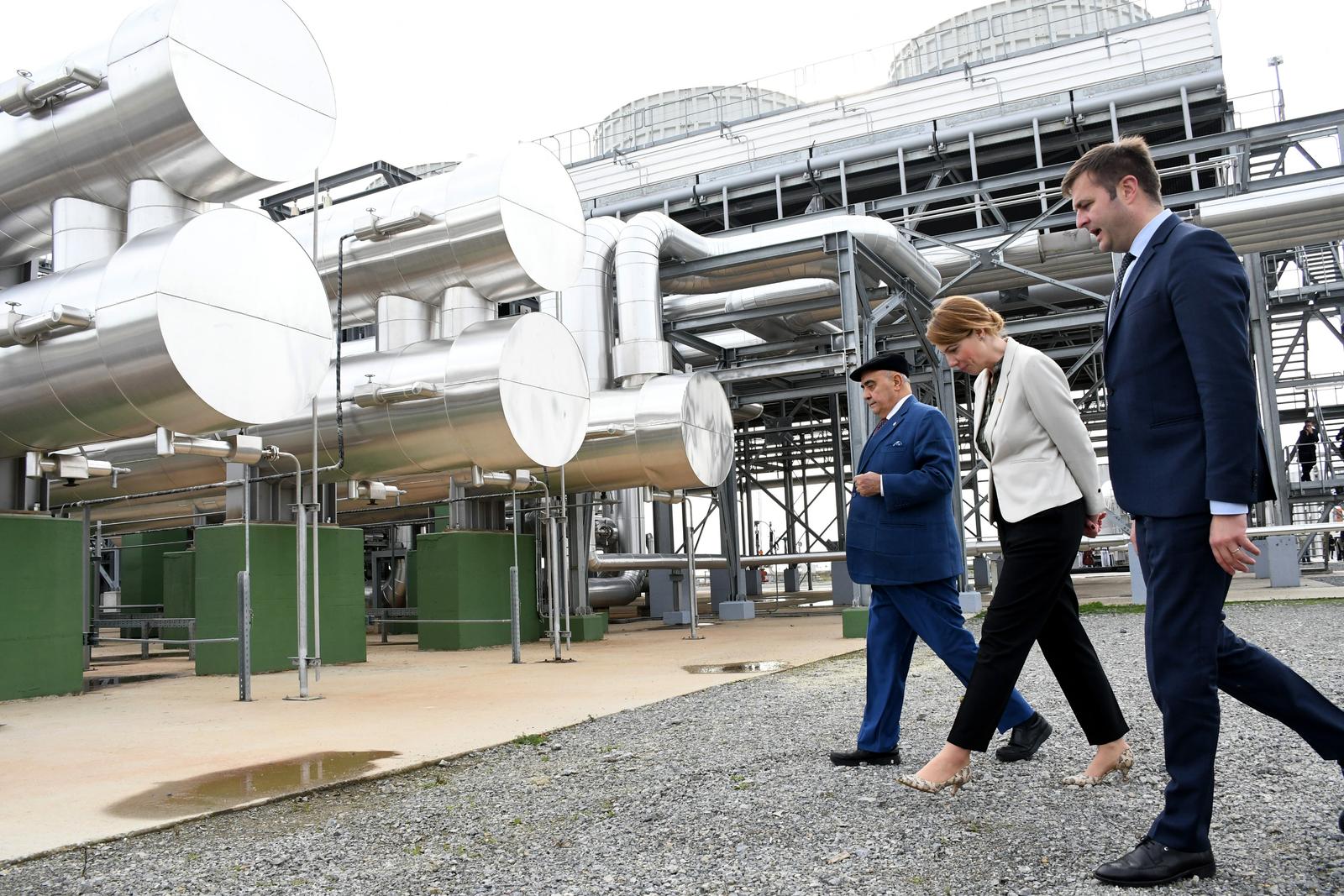 19.11.2019., Bjelovar - Svecano otvorena geotermalna elektrane Velika 1 u Cigleni kraj Bjelovara. Rijec je prvoj geotermalnoj elektrani u Hrvatskoj te najvecoj geotermalnoj elektrani u kontinentalnoj Europi s binarnom tehnologijom 16,5 MW koja pokriva potrebe za elektricnom energijom oko 29.000 kucanstava. Projekt u vlasnistvu tvrtke MB Holding vrijedan je 325 milijuna kuna. 
Photo:Damir Spehar/PIXSELL
