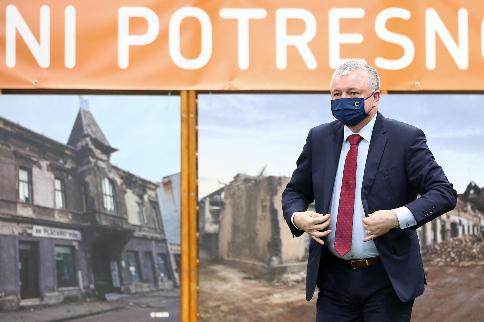 28.12.2021., Petrinja - Dani potresnog inzenjerstva na temu "Kvaliteta projektne dokumentacije - kljuc uspjesne obnove" 
  Photo: Matija Habljak/PIXSELL