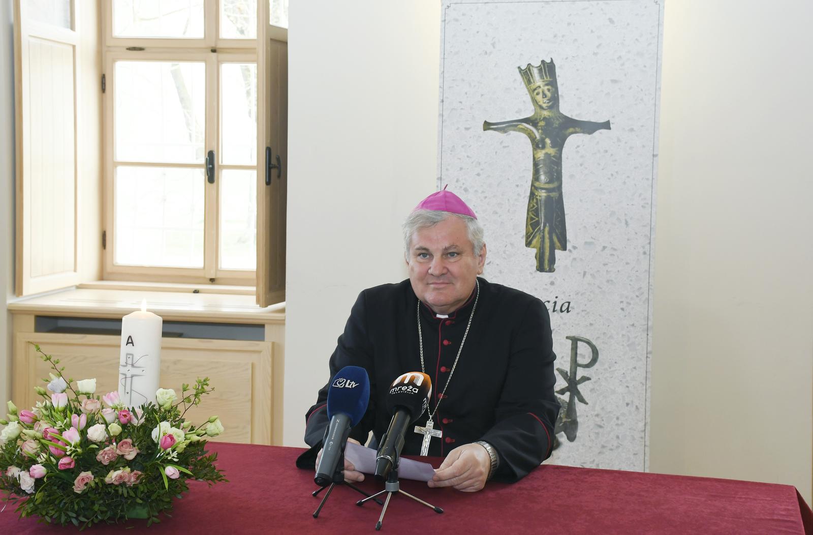 29.03.2021.,Sisak - Uskrsna poruka biskupa Vlade Kosica vjernicima Sisacke biskupije.rPhoto: Nikola Cutuk/PIXSELL