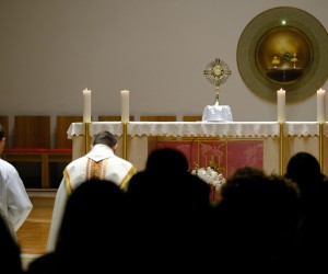 31.01.2021., Zagreb - U crkvi Svetog pape Ivana XXIII., u Dubravi, odrzan je Holywin, dogadjaj nastao kao odgovor na Halloween. Nakon mise uslijedila je kateheza te euharistijsko klanjanje i druzenje.