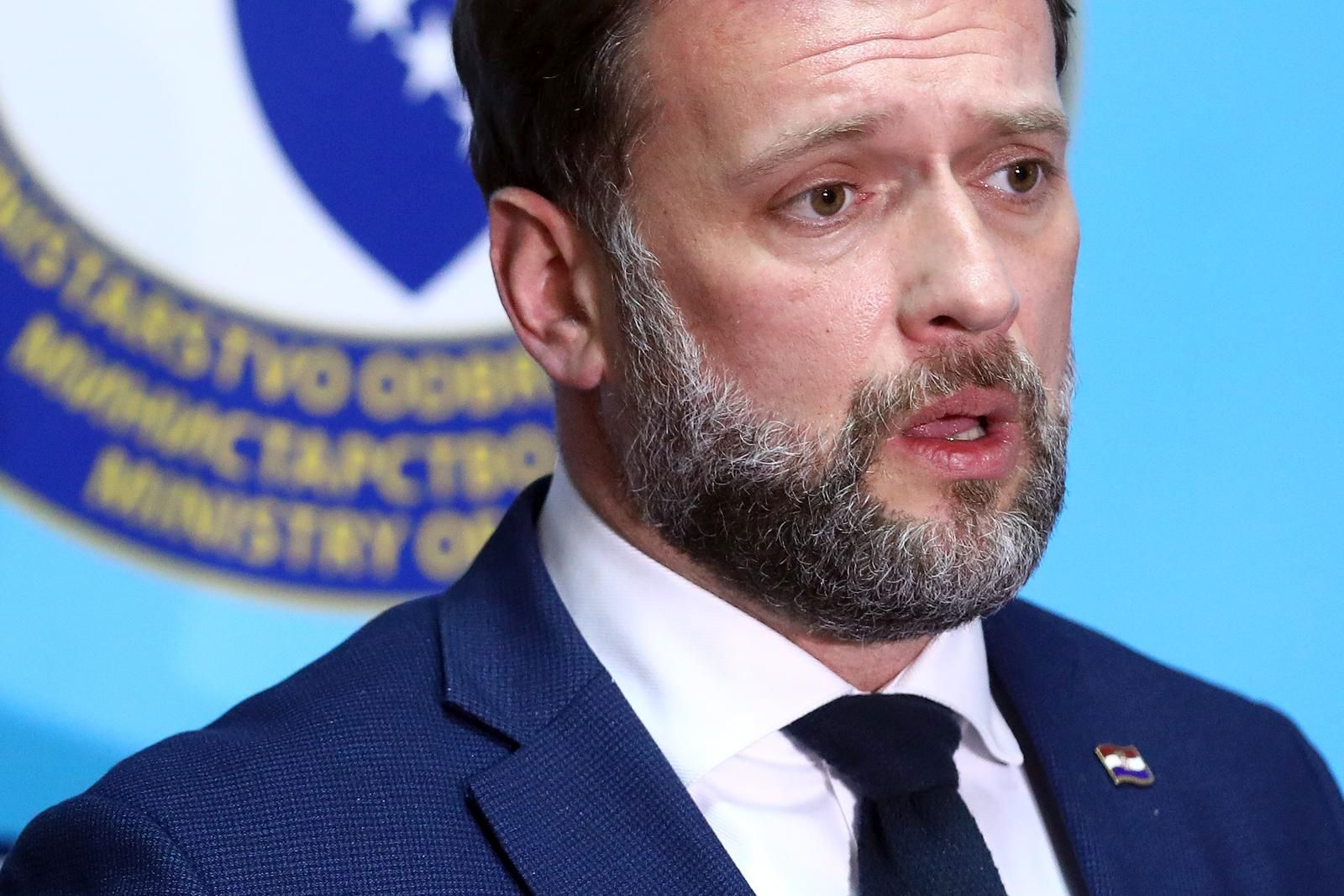30.11.2021., Sarajevo, Bosna i Hercegovina - Nakon sastanka ministar odbrane BiH Sifet Podzic i ministar odbrane Republike Hrvatske Marijo Banozic odrzali su konferenciju za medije. Marijo Banozic
Photo: Armin Durgut/PIXSELL