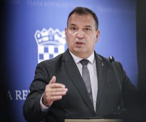 02.12.2021., Zagreb - Pod predsjedanjem premijera Andreja Plenkovica odrzana redovita sjednica Vlade RH. Nakon sjednice Vlade ministar Vili Beros dao izjavu za medije.