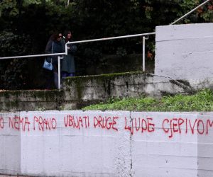 18.11.2021.,Split- Antivakserski grafiti u gradu i na lokacijama za testiranje na koronu