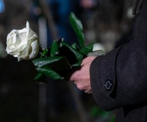 07.12.2020., Zagreb - Povodom godisnjice ubojstva Aleksandre, Marije i Mihajla Zeca, Antifasistička liga Republike Hrvatske organizirala je komemoraciju kod Adolfovca na Sljemenu, gdje su u noci sa 7. na 8. prosinca 1991. ubijene djevojcica Aleksandra i njezina majka Marija Zec. 
Photo: Davor Puklavec/PIXSELL