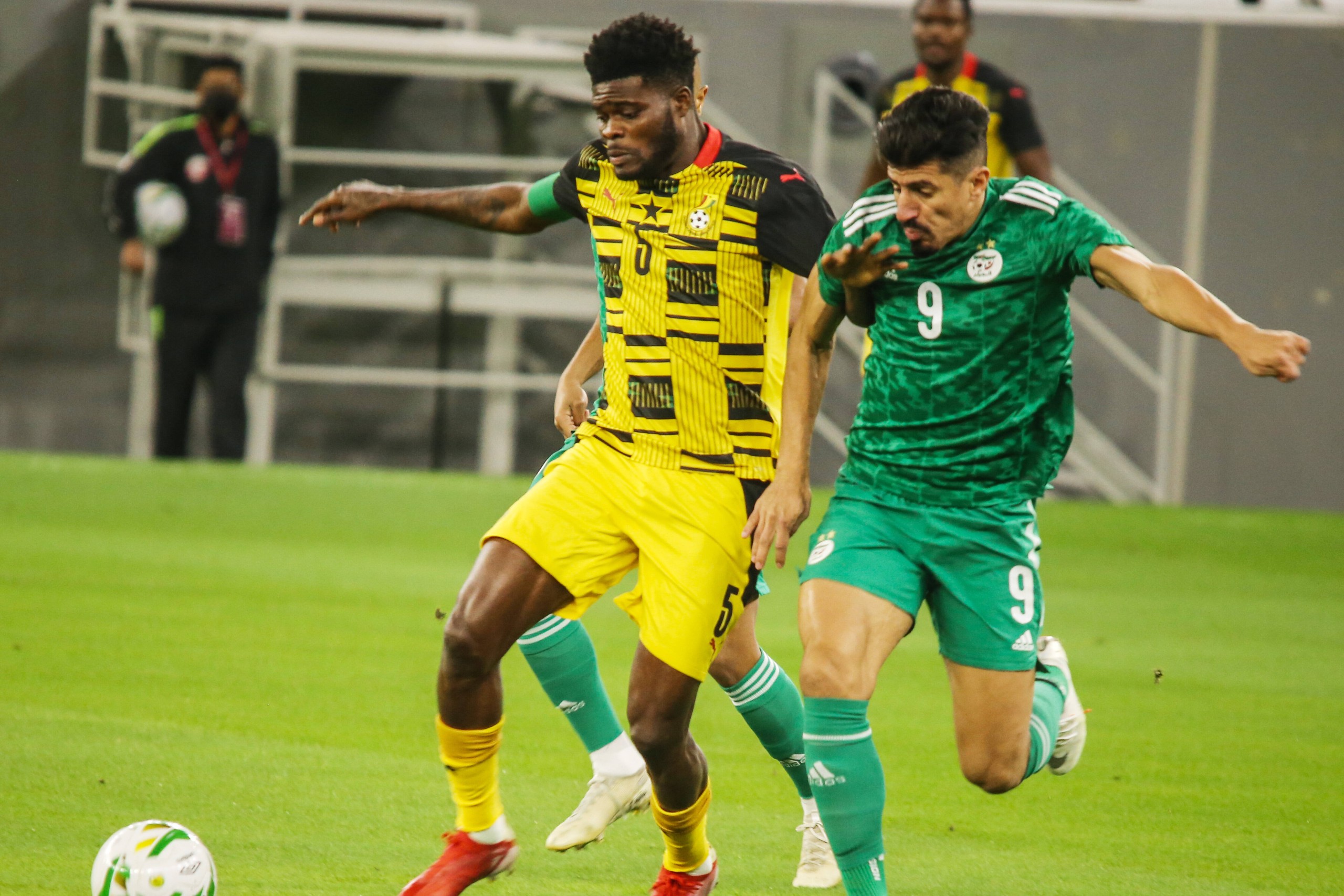 QATAR, DUBAI, - JANUARY 6: Thomas Partey of Ghana during the preparations for the 2022 Africa Cup of Nations match between Black Stars and Algeria in Khalifa International Stadium on January 6, 2022 in Qatar, Dubai. Photo by Gabriel Ahiabor Copyright: xCHENDAYEx*_*x