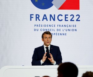 epa09631920 French President Emmanuel Macron delivers a speech during a press conference on France assuming EU presidency, in Paris, France, 09 December 2021. France is set to assume the Presidency of the Council of the European Union starting January 2022.  EPA/LUDOVIC MARIN / POOL  MAXPPP OUT