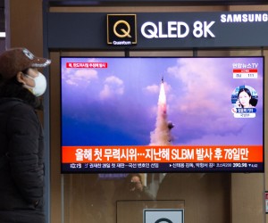 epa09666999 A man watchs the news at a station in Seoul, South Korea, 05 January 2022. According to South Korea's Joint Chiefs of Staff (JCS),  North Korea fired a unidentified ballistic missile toward the East Sea.  EPA/JEON HEON-KYUN