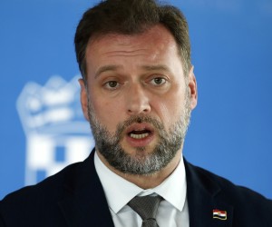 Zagreb, 05.01.2021. - Izjave za medije prije sjednice Vlade. Na fotografiji ministar obrane Mario Banoiæ. foto HINA/ Lana SLIVAR DOMINIÆ/ lsd