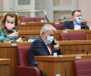 Zagreb, 26.01.2022 - Nastavak 10. sjednice Hrvatskoga sabora koja je započela raspravom o Konačnom prijedlogu zakona o izmjenama i dopunama Zakona o tržištu rada. mir BULJUBAŠIĆ/ abu
