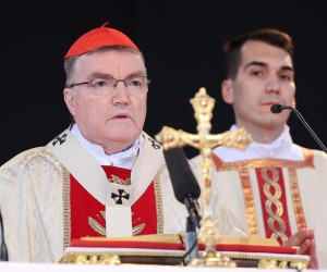 01.11.2021., Mirogoj, Zagreb - Kardinal Josip Bozanic predvodio misu na blagdan Svih svetih kod sredisnjeg kriza na Mirogoju. Photo: Marko Prpic/PIXSELL