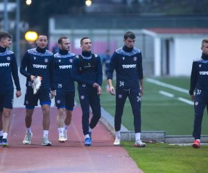 03.01.2022., Split - HNK Hajduk zapoceo je s pripremama za nastavak sezone. Trener Valdas Dambrauskas okupio je igrace na pomocnom terenu poljudskog stadiona.
Photo: Miroslav Lelas/PIXSELL Photo: Miroslav Lelas/PIXSELL