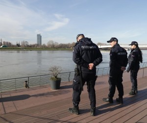 04, January, 2022, Belgrade - The search near the old Tram Bridge, in search of the missing Matej Peris from Split, was completed at this location. Photo: M.M./ATAImages

04, janaur, 2022, Beograd  - Pretraga kod starog Tramvajskog mosta, u potrazi za nestali Splicaninom Matejem Perisom, zavrsena je na ovoj lokaciji. Photo: M.M./ATAImages Photo: M.M./ATAImages/PIXSELL