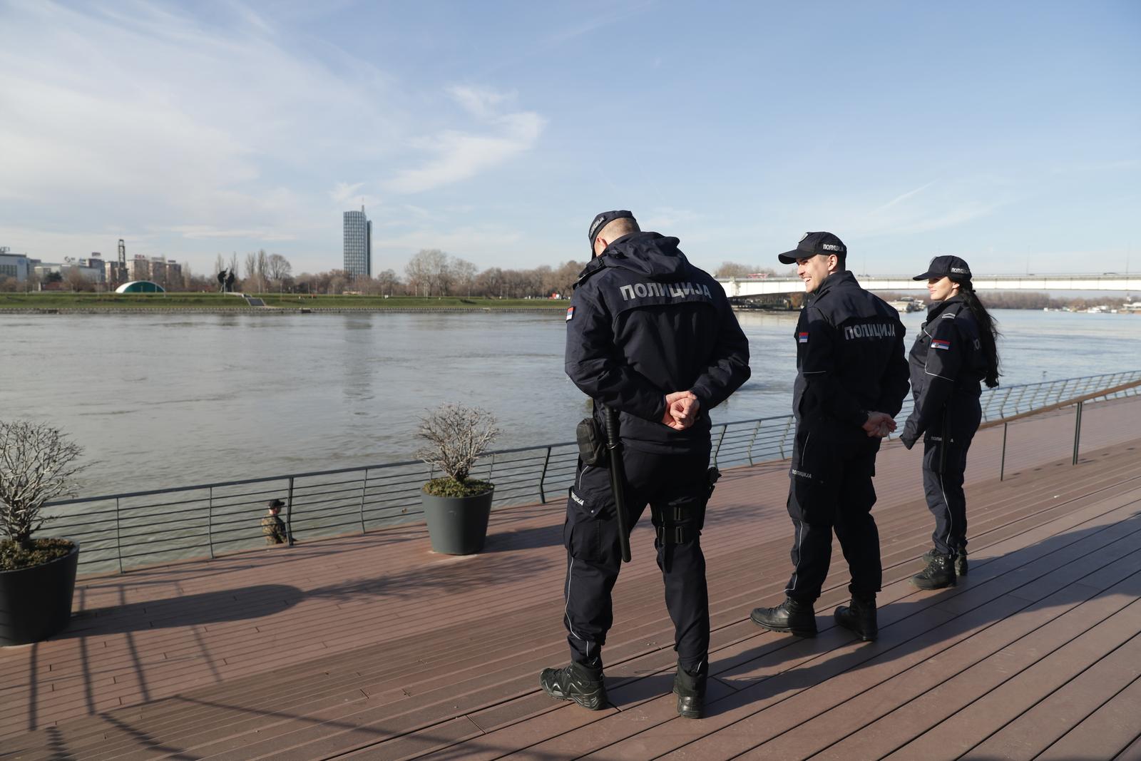 04, January, 2022, Belgrade - The search near the old Tram Bridge, in search of the missing Matej Peris from Split, was completed at this location. Photo: M.M./ATAImages

04, janaur, 2022, Beograd  - Pretraga kod starog Tramvajskog mosta, u potrazi za nestali Splicaninom Matejem Perisom, zavrsena je na ovoj lokaciji. Photo: M.M./ATAImages Photo: M.M./ATAImages/PIXSELL
