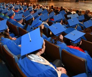 06.12.2019., Slavonski Brod,  U Kazalisno koncertnoj dvorani Ivana Brlic-Mazuranic odrzana je svecanost promocije strucnih prvostupnika i strucnih specijalista Veleucilista u Slavonskom Brodu.rPhoto: Ivica Galovic/PIXSELL