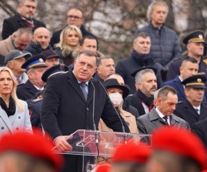 09.01.2022., Banja Luka, Bosna i Hercegovina - Svecani defile povodom proslave Dana Republike Srpske od Narodnog kazalista RS do Trga Krajine. Milorad Dodik, srpski clan Predsjednistva BiH  Photo: Dejan Rakita/PIXSELL
