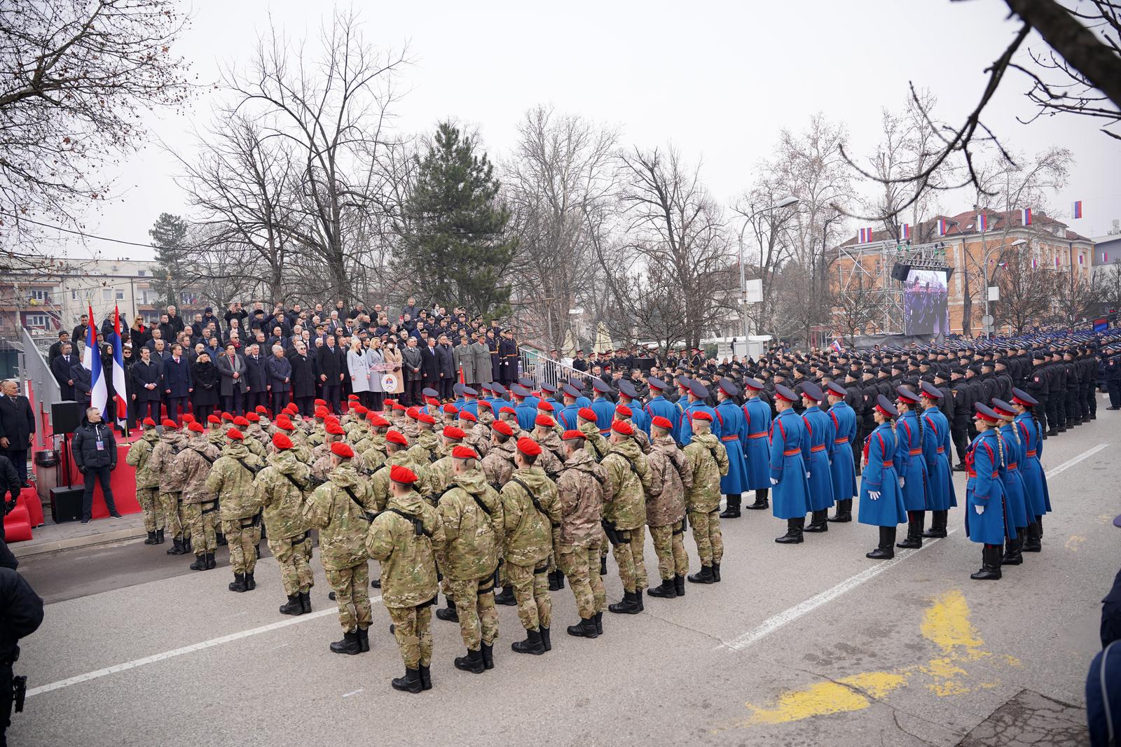09.01.2022., Banja Luka, Bosna i Hercegovina - Svecani defile povodom proslave Dana Republike Srpske od Narodnog kazalista RS do Trga Krajine. Photo: Dejan Rakita/PIXSELL