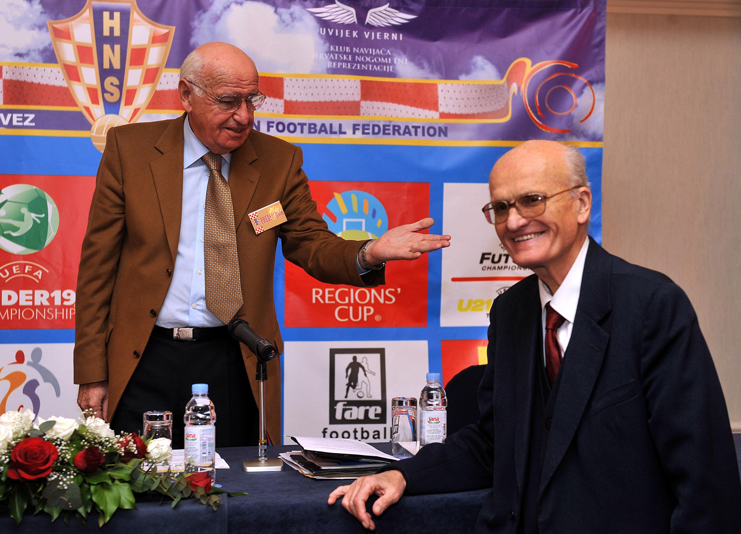 26.02.2010. ,Zagreb - Hotel Sheraton. Skupstina Hrvatskog nogometnog saveza. Predsjednik HNS-a Vlatko Markovic i Ante Pavlovic. rPhoto: Goran Stanzl/PIXSELL