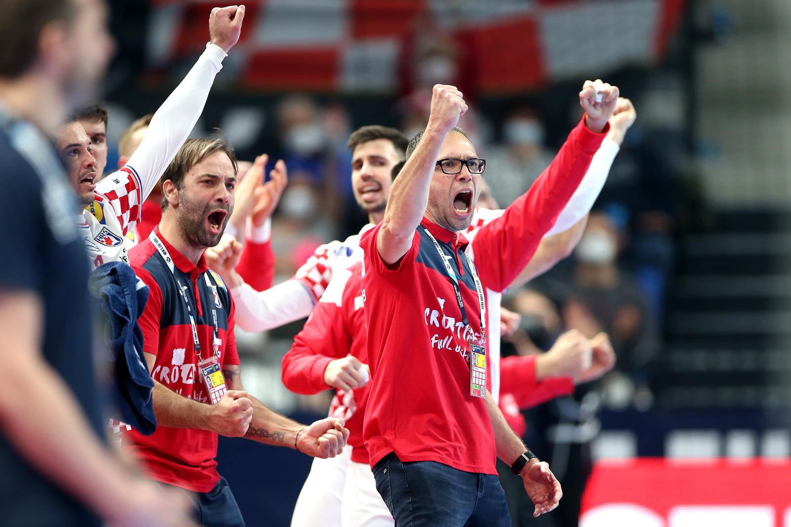 13.01.2022., Pick Arena, Szeged, Madjarska - EHF Europsko prvenstvo, skupina C, 1. kolo,Hrvatska - Francuska. Ivano Balic, izbornik Hrvatske Hrvoje Horvat. Photo: Sanjin Strukic/PIXSELL