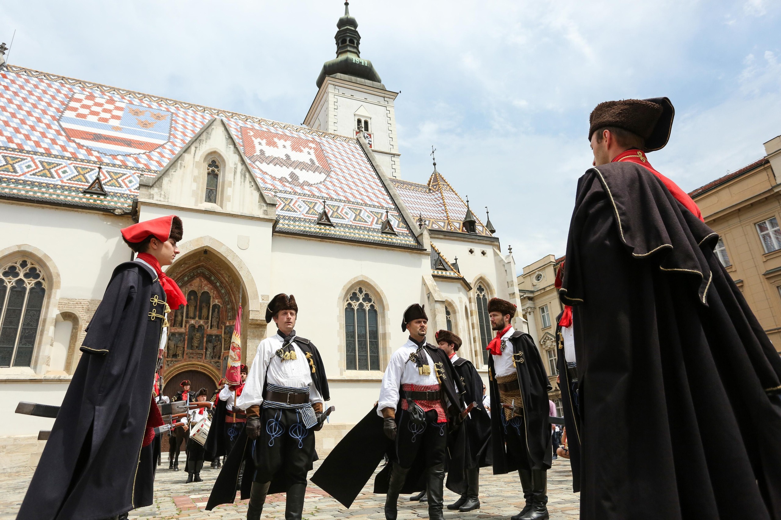 14.06.2020., Zagreb - Smjene straze Pocasne satnije Kravat pukovnije na Markovom trgu. rPhoto: Emica Elvedji/PIXSELL