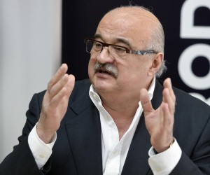 15.01.2015., Zagreb - Celnistvo tvrtke Crodux zajedno s odvjetnickim timom na konferenciji za medije osvrnulo se na akciju Oktan i kvalitetu goriva na Crodux postajama. Ivan Cermak.rPhoto: Marko Lukunic/PIXSELL