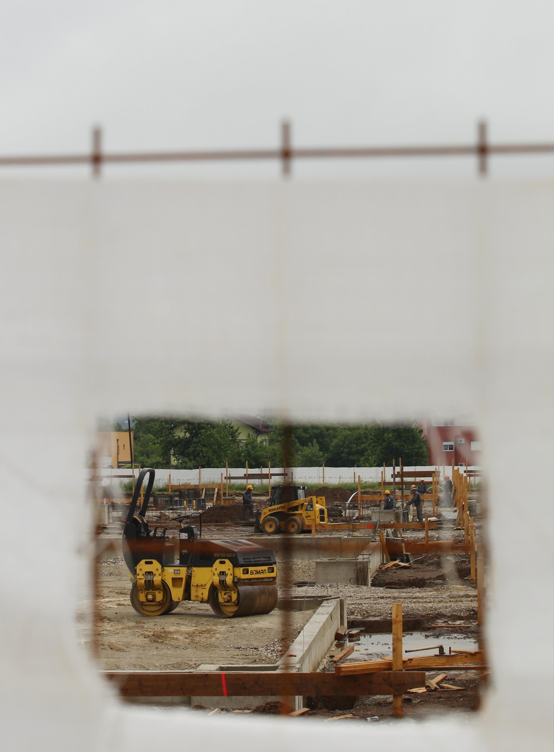 15.05.2015., Samobor - Radovi na izgradnji novog trgovackog centra u Samoboru. Otvorenje je planirano za proljece 2016 godine. Investicija u Retail Park Samobor je prvo ulaganje americkog investitora  Silverleaf  DVA d.o.o. u Hrvatsku a koji je poznat u svijetu  da za svoje centre bira manje gradove do 300.000 stanovinka. rPhoto: Zeljko Lukunic/PIXSELLr