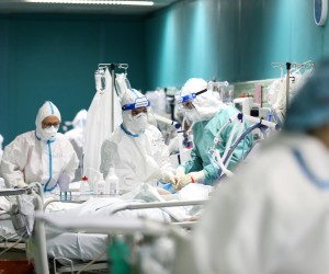 16.04.2021., Zagreb - Reportaza iz KB Dubrava sa odjela intezivnog lijecenja Covid pozitivnih pacijenata koji su na respiratoru."nPhoto: Emica Elvedji/PIXSELL