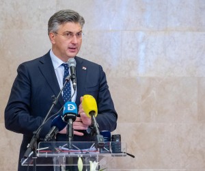 21.01.2022., Pag - Premijer Andrej Plenkovic sudjelovao je na svecanosti dodjele oznake Hrvatski otocni proizvod u Knezevom dvoru.  
Dino Stanin/PIXSELL Photo: Dino Stanin/PIXSELL