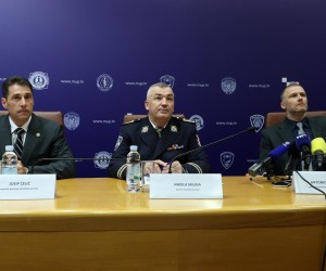 Zagreb: Glavni ravnatelj policije o izjavama bivšeg policijskog istražitelja 21.09.2018., ZagrebrU Ravnateljstvu policije odrzana  izvanredna konferencija za medije. Na konferenciji su sudjelovali, glavni ravnatelj policije Nikola Milina, zamjenik glavnog ravnatelja policije Josip Celic te nacelnik Uprave kriminalisticke policije Antonio Gerovac, a koji su demantirati navode koji su ranije iznjeti na konferenciji za medije Nikole Kajkica, suspendiranog policijskog sluzbenika PU vukovarsko-srijemske. rPhoto: Robert Anic/PIXSELL