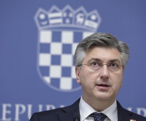 26.01.2022.,Zagreb, Premijer RH Andrej Plenkovic i ministar Obrane RH Mario Banozic u Banskim dvorima odrzali konferenciju za medije na temu nabavke borbenih vozila Bradley.
 Photo: Robert Anic/PIXSELL