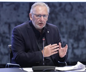 26.11.2021., Zagreb - Nacionalni stozer civilne zastite odrzao je konferenciju za medije u Nacionalnoj i sveucilisnoj knjiznici. Mministar unutarnjih poslova Davor Bozinovic. Photo: Robert Anic/PIXSELL