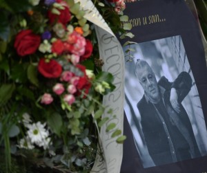 27.01.2022., Zagreb - Posljednji ispracaj legendarnog pjevaca Akija Rahimovskog na zagrebackom Mirogoju u Aleji velikana.  Photo: Igor Soban/PIXSELL