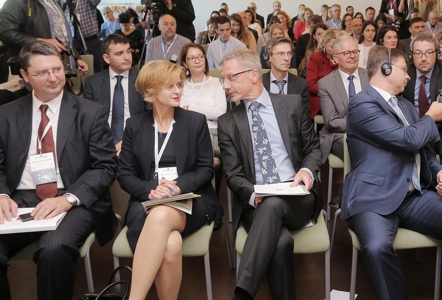 30.10.2018., Zagreb - U kongresnom centru Forum odrzana je konferencija Zagreb : Financijsko srediste - Ususret euru. rMichael Faulend, Sandra Svaljek, Boris Vujcic, Vladis Dombrovskis, Zdravko Maric, Vladimir Niscevic. rPhoto: Tomislav Miletic/PIXSELL