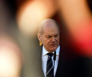 German Chancellor Olaf Scholz looks on during a joint news conference with Spanish Prime Minister Pedro Sanchez (not pictured) at Moncloa Palace in Madrid, Spain, January 17, 2022. REUTERS/Susana Vera Photo: SUSANA VERA/REUTERS