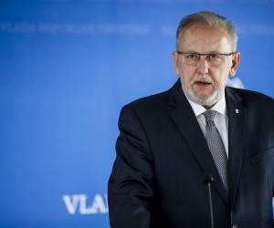 30.12.2021., Zagreb - Potpredsjednik Vlade i ministar unutarnjih poslova Davor Bozinovic dao je izjavu medijima nakon sjednice Vlade. Photo: Slavko Midzor/PIXSELL