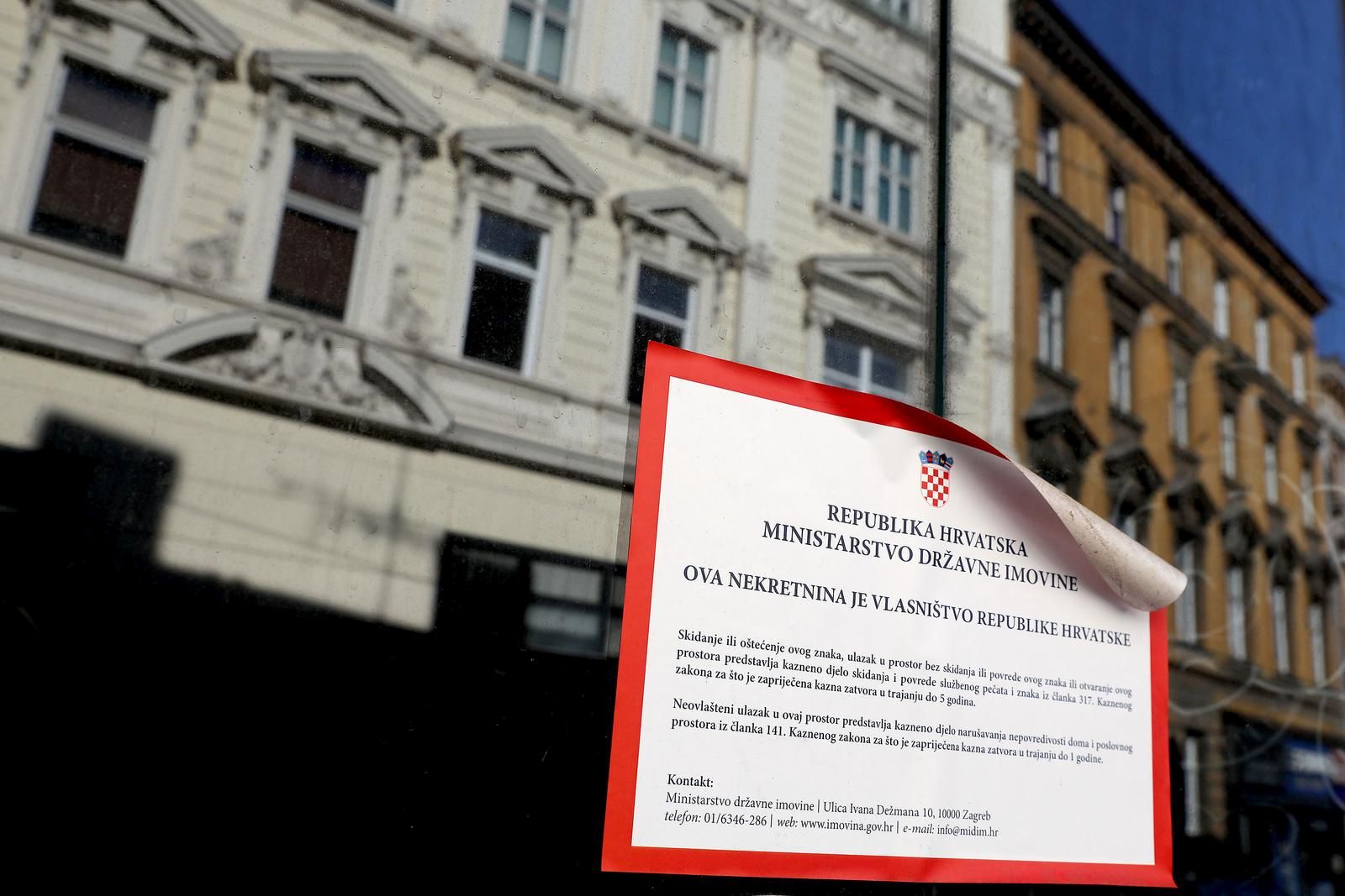 27.07.2020., Zagreb - Poslovni prostor u vlasnistvu Republike Hrvatske zapecacen pecatom i trakom Ministarstva drzavne imovine. Photo: Patrik Macek/PIXSELL