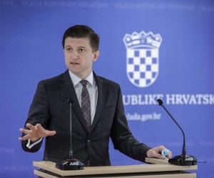 20.01.2022., Zagreb-  Izjava Zdravka Marica nakon 13. sjednice Nacionalnog vijeca za uvodjenje eura kao sluzbene valute u RH. Photo: Robert Anic/PIXSELL