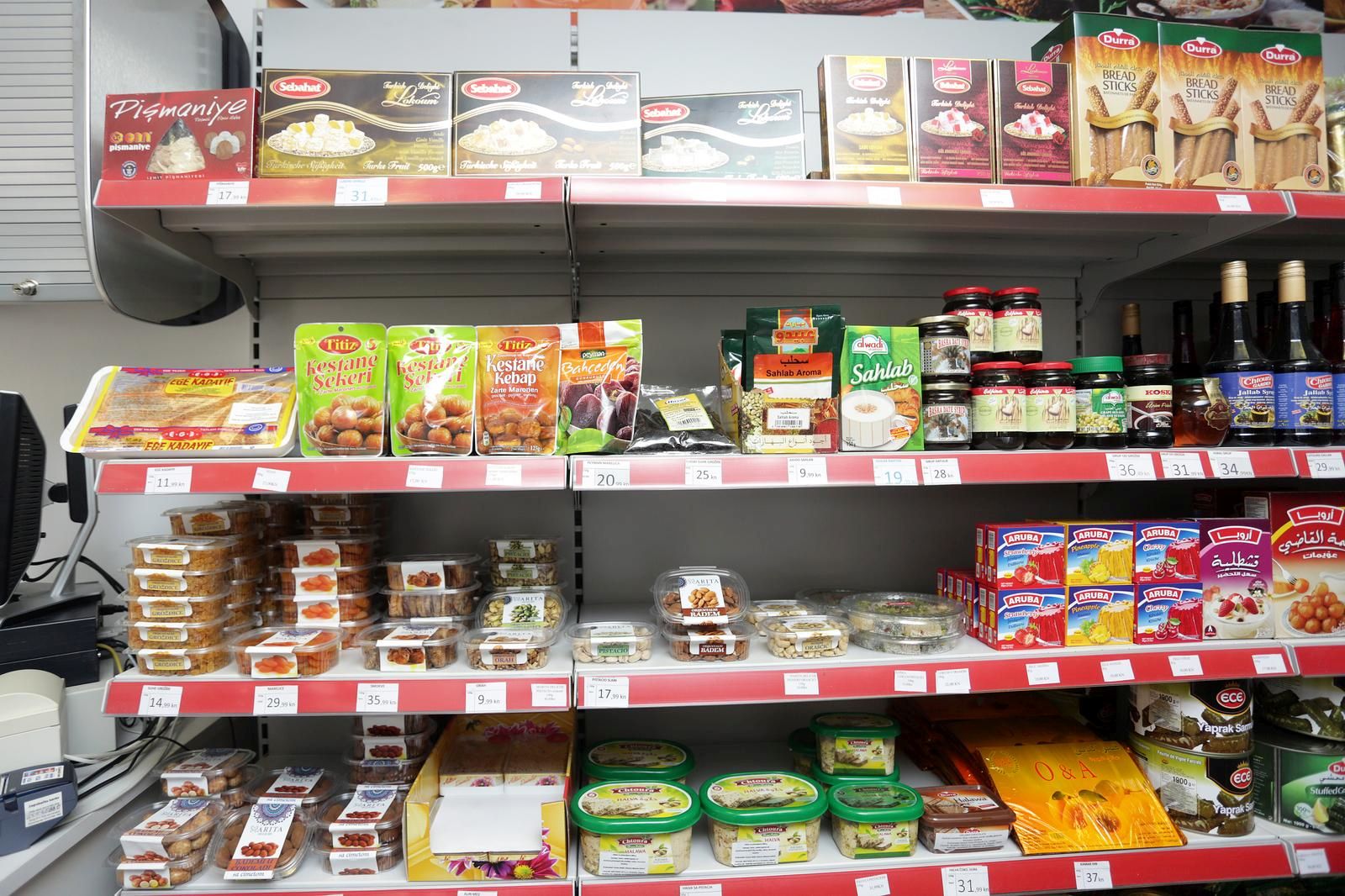 03.08.2016., Zagreb - Internacionalna trgovina Marita u svojoj ponudi ima orijentalne delicije. "nPhoto: Luka Stanzl/PIXSELL