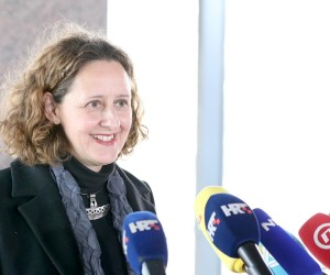13.01.2022., Zagreb - U zgradi NSK pocela je 95. sjednica Vlade RH. Na dnevnom redu su, uz ostalo, i informacije o trenutnom stanju vezanom na potrese i pandemiju. Ministrica Nina Obuljen Korzinek dala je izjavu prije sjednice.  Photo: Patrik Macek/PIXSELL