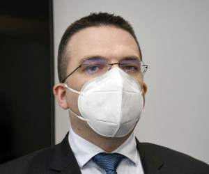 20.03.2021.,Sisak - Na inicijativu saborskog zastupnika HDZ-a  Ivana Celjaka odrzan je sastanak sa zastupnikom u Europskom parlamentu, Tomislavom Sokolom o temi “Europska sredstva kao odgovor na posljedice potresa u Sisako-moslavackoj zupaniji te revitalizacija pogodjenih podrucja”.Tomislav Sokol.rPhoto: Nikola Cutuk/PIXSELL