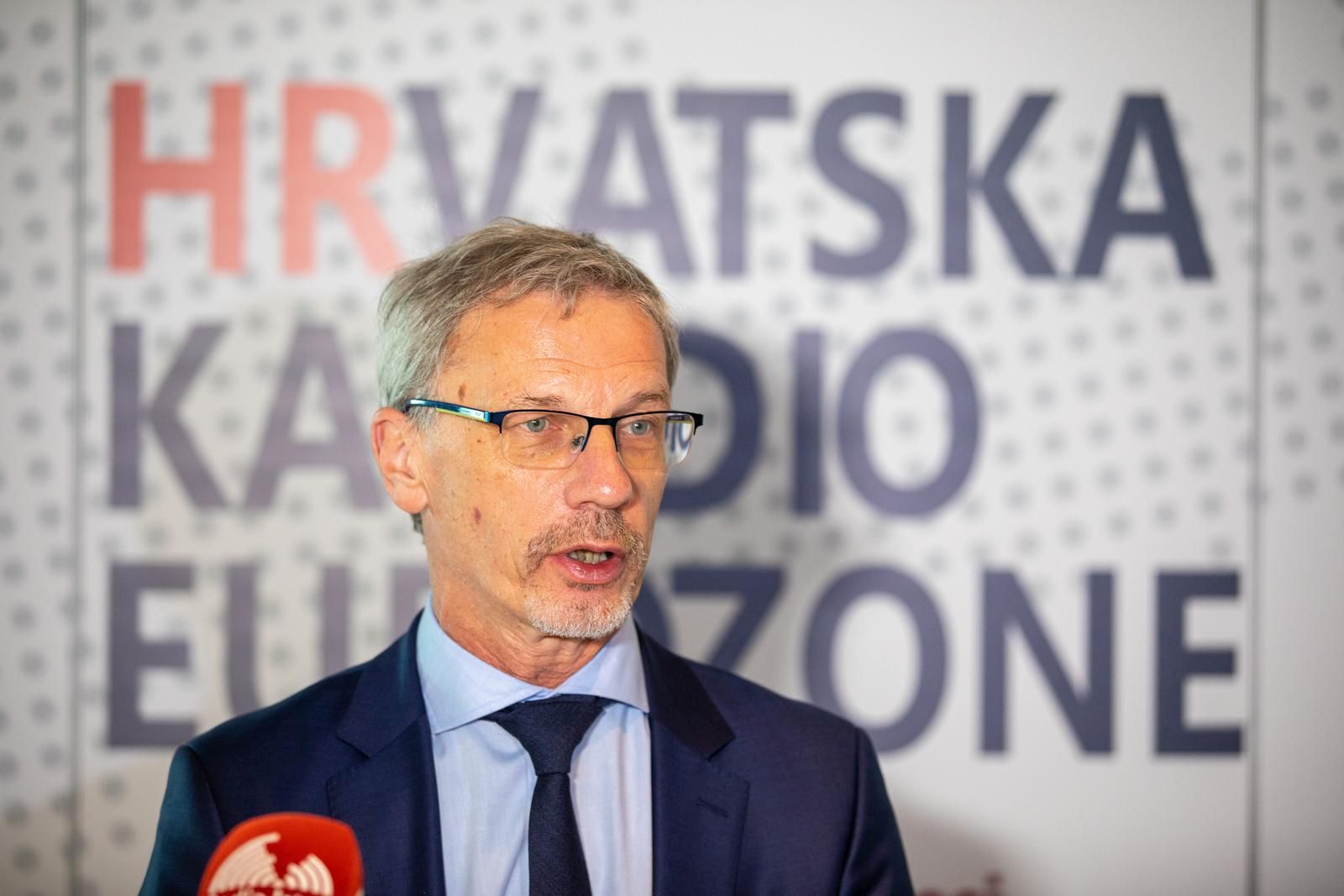 09.12.2021., Rovinj - U organizaciji Vecernjeg lista, te suorganizaciji Istarske zupanije, u Grand Hotelu Park odrzana je konferencija pod nazivom "Hrvatska kakvu trebamo - Hrvatska kao dio Eurozone". Guverner Hrvatske narodne banke Boris Vujcic  Photo: Srecko Niketic/PIXSELL