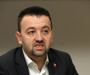 Split, 28.01.2022. Konferencija za novinare Hrvatskih suverenista. Na slici Marijan Pavliček.    foto HINA/ Mario STRMOTIC/ ms
