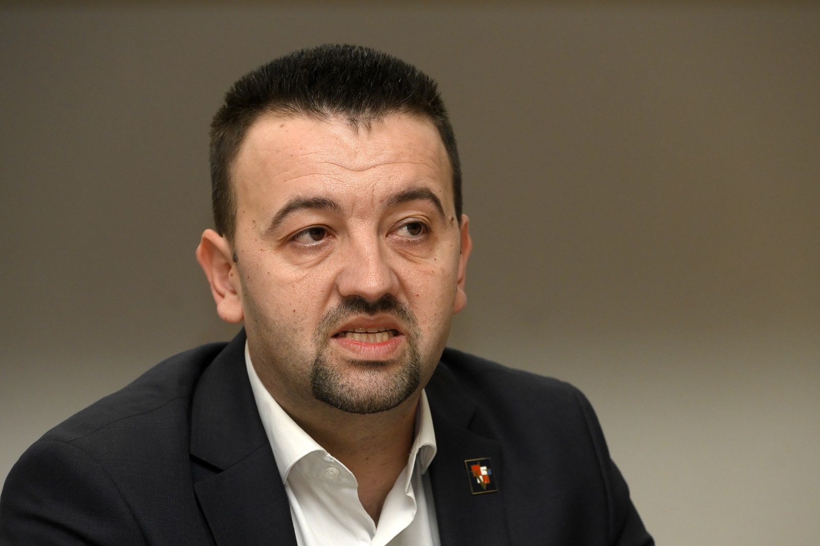 Split, 28.01.2022. Konferencija za novinare Hrvatskih suverenista. Na slici Marijan Pavliček.    foto HINA/ Mario STRMOTIC/ ms