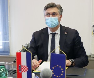 Zagreb, 07.02.2022. - Održana je zajednička sjednica Predsjedništva HDZ-a i Predsjedništva HDZ-a BiH putem video linka. Na fotografiji Andrej Plenković.
foto HINA/ HDZ/ ml