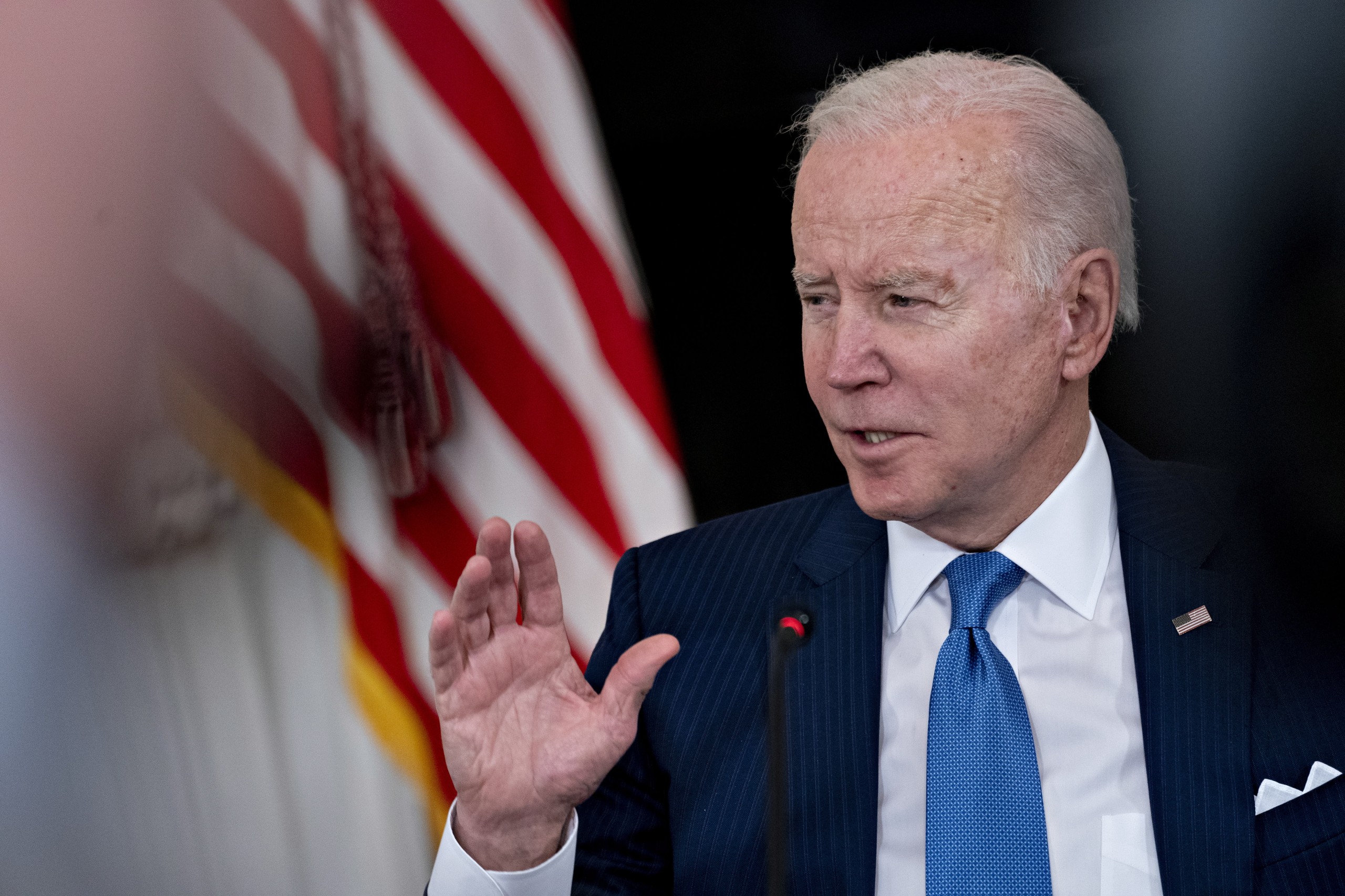 epa09741929 US President Joe Biden speaks while meeting with chief executive officers of electric utilities companies, in the State Dining Room of the White House in Washington, DC, USA, 09 February 2022.  EPA/Andrew Harrer / POOL