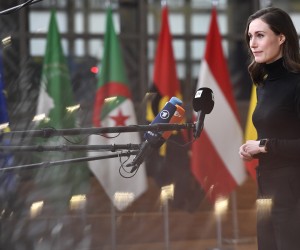 epa09768373 Finland's Prime Minister Sanna Marin speaks with the media as she arrives for an EU Africa summit in Brussels, Belgium, 18 February 2022. European Union leaders lauded the bloc's vaccine cooperation with Africa in the fight against the coronavirus, but there was no sign they would move toward a temporary lifting of intellectual property rights protection for COVID-19 shots.  EPA/GEERT VANDEN WIJNGAERT / POOL