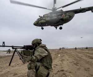 epa09770971 A handout still image taken from handout video made available by the Russian Defence Ministry press-service shows Russian and Belarusian servicemen practicing actions to detect, block and destroy illegal armed formations of a mock enemy in urban areas during the joint operational exercise of the armed forces of Belarus and Russia 'Union Courage-2022' at a firing range in Brest region of Belarus, 19 February 2022. The joint exercises of the military forces 'Union Courage-2022' of Russia and Belarus are held from February 10 to 20. As specified in the Russian Ministry of Defense, the purpose of these exercises is to work out the tasks of 'stopping and repelling external aggression' during a defensive operation, as well as 'countering terrorism and protecting the interests of the Union State.' In Belarus, the holding of joint exercises was called a response to the 'continuing militarization' of European countries. President of Belarus Alexander Lukashenko allowed the recognition of the independence of the self-proclaimed Donetsk and Luhansk People's Republics (DPR and LPR) by Minsk.  EPA/RUSSIAN DEFENCE MINISTRY PRESS SERVICE  HANDOUT  HANDOUT EDITORIAL USE ONLY/NO SALES
