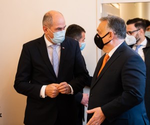 epa09775621 A handout photo made available by the Office of Prime Minister of Slovenia shows Hungarian Prime Minister Viktor Orban (R) talking with Slovenian Prime Minister Janez Jansa (L) ahead of their meeting in Lendava, Slovenia, 21 February 2022. Prime Minister Orban is on an official visit to Slovenia.  EPA/PRIME MINISTER OFFICE HANDOUT  HANDOUT EDITORIAL USE ONLY/NO SALES
