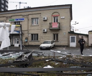 epa09780185 The debris of an unidentified object in the aftermath of an explosion in Kiev, Ukraine, 24 February 2022. The Russian president authorized a special military operation in the Ukrainian Donbass region. Russian troops entered Ukraine while the country’s President Volodymyr Zelensky addressed the nation to announce the imposition of martial law.  EPA/MIKHAIL PALINCHAK