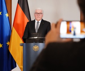 epa09783978 German President Frank-Walter Steinmeier delivers a statement at Bellevue Palace in Berlin, Germany, 25 February 2022. Russia launched a military operation against Ukraine on the early hours of 24 February.  EPA/CLEMENS BILAN