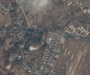 epa09789920 A handout satellite image made available by Maxar Technologies shows Russian ground forces in convoy near of Ivankiv, Ukraine, 27 February 2022. Russian troops entered Ukraine on 24 February prompting the country's president to declare martial law and triggering a series of announcements by Western countries to impose severe economic sanctions on Russia.  EPA/MAXAR TECHNOLOGIES HANDOUT -- MANDATORY CREDIT: SATELLITE IMAGE 2022 MAXAR TECHNOLOGIES -- THE WATERMARK MAY NOT BE REMOVED/CROPPED -- HANDOUT EDITORIAL USE ONLY/NO SALES